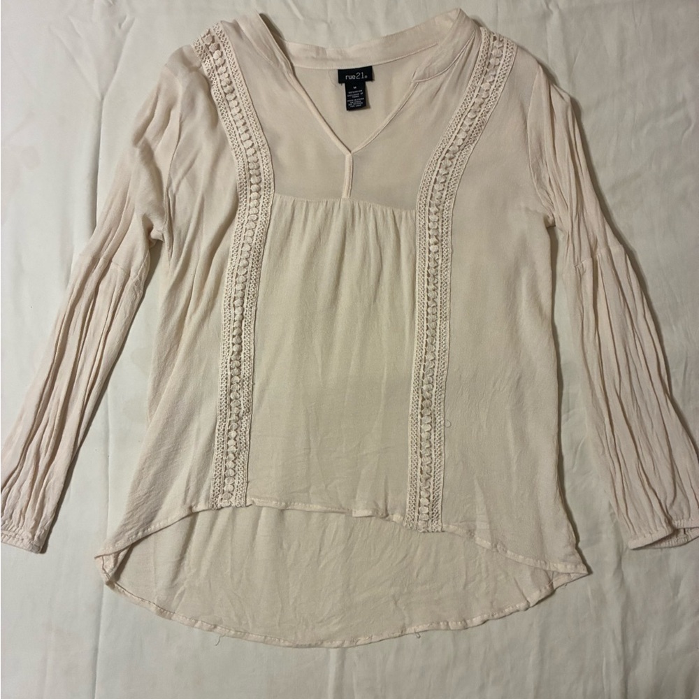 Rue21 Cream Lace-Trim V-Neck Tunic Top